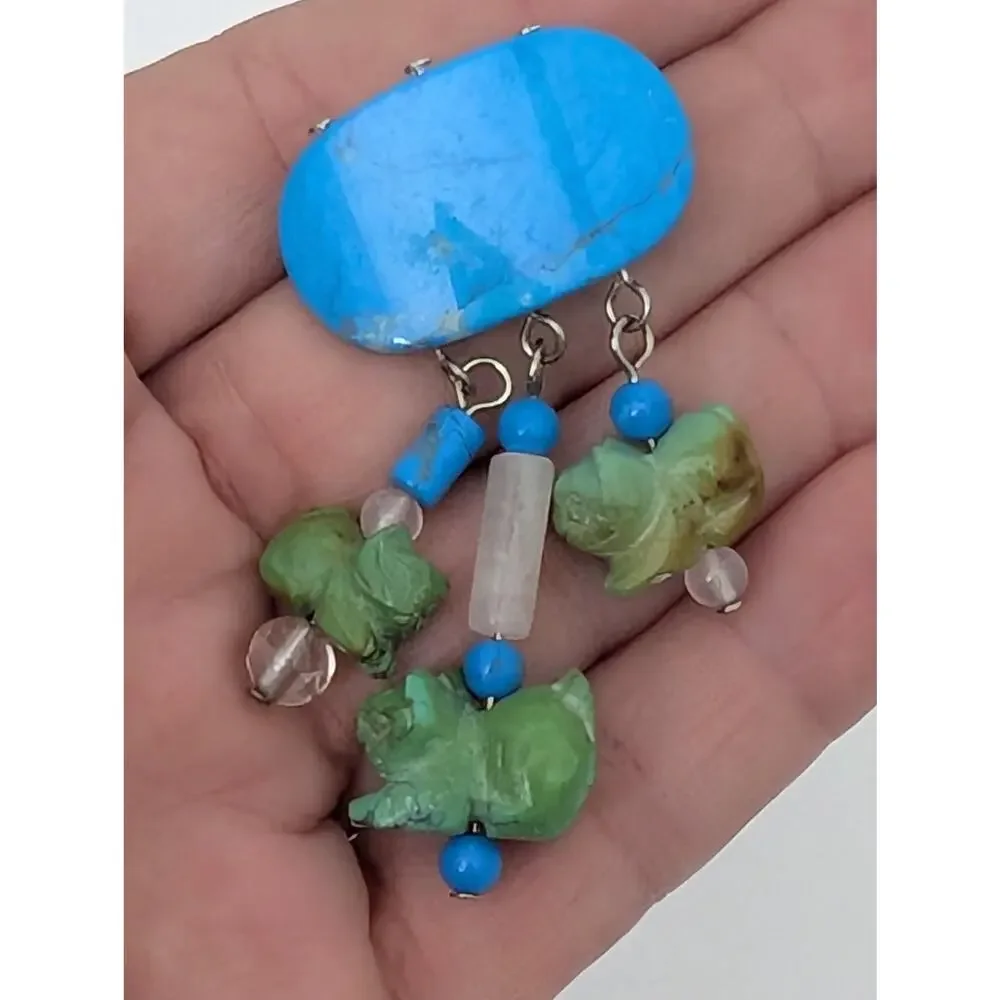 Vintage Zuni Style Carved Stone Cat Fetish Brooch Turquoise and Quartz